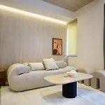Golden Beachfront And Swimming Pool *