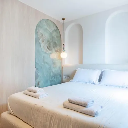 Apartmán Golden Beachfront And Swimming Pool *