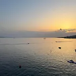 Apartman Golden Beachfront And Swimming Pool Saranda