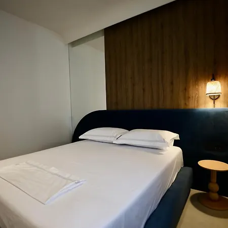 Golden Beachfront And Swimming Pool