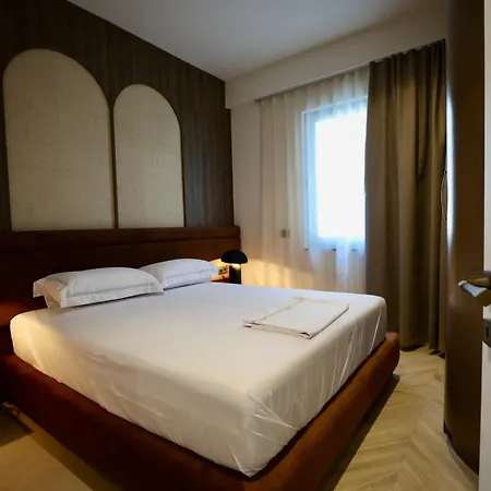 Golden Beachfront And Swimming Pool