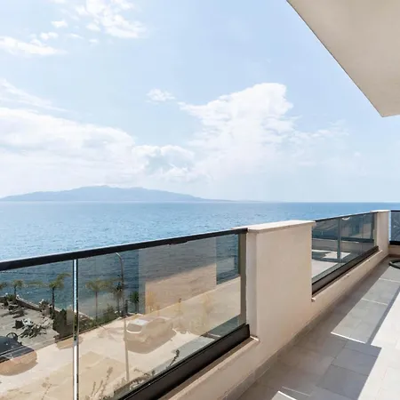 Golden Beachfront And Swimming Pool