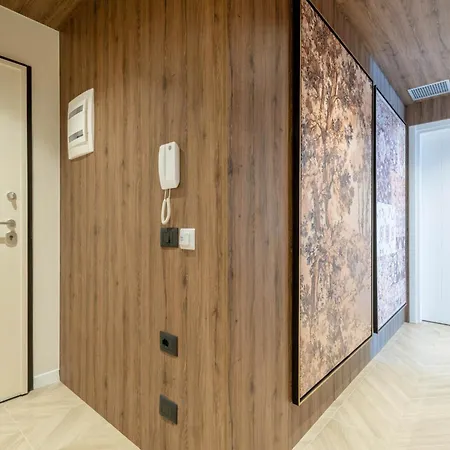 Appartamento Golden Beachfront And Swimming Pool *