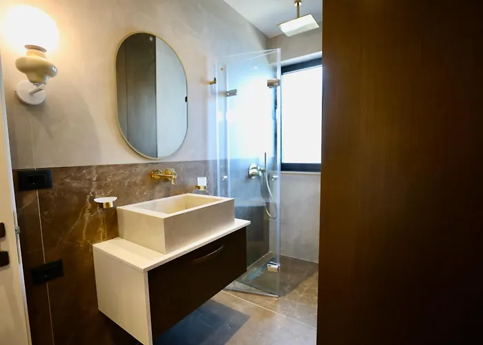 Appartement Golden Beachfront And Swimming Pool *