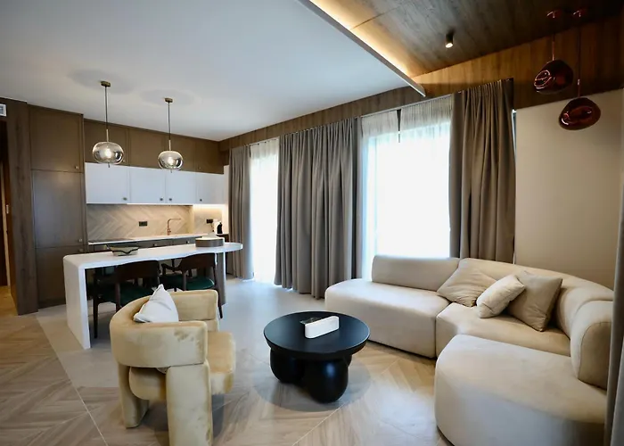Appartement Golden Beachfront And Swimming Pool Sarandë
