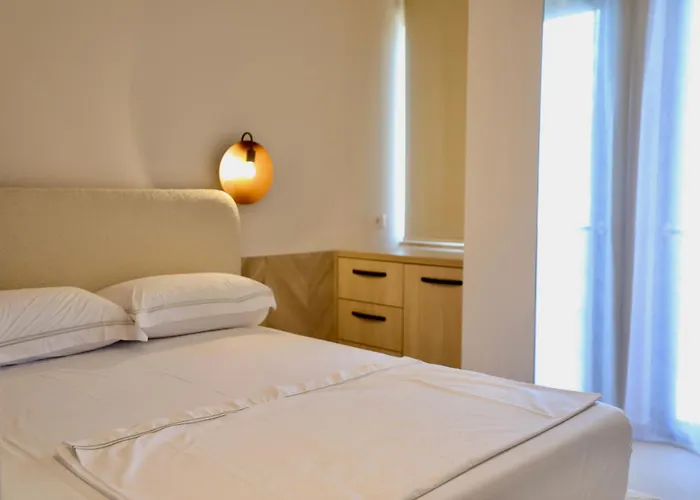 Appartement Golden Beachfront And Swimming Pool
