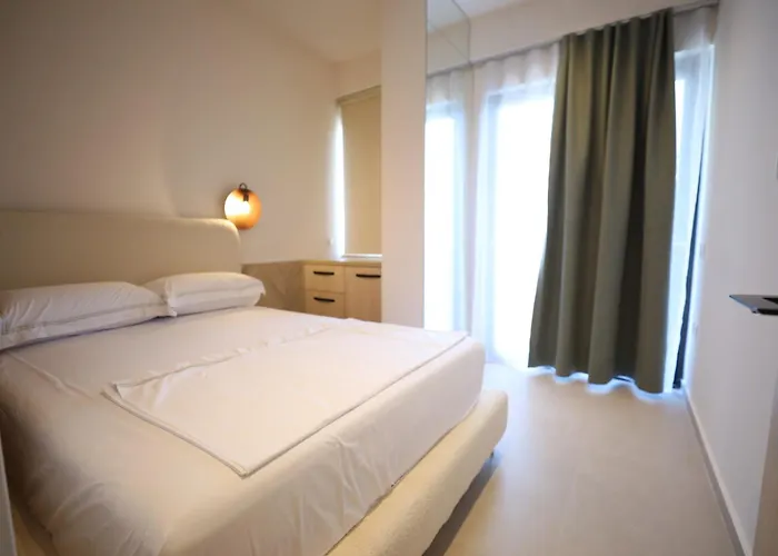 Appartement Golden Beachfront And Swimming Pool Sarandë