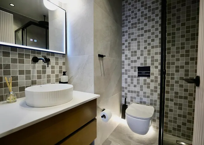 Appartement Golden Beachfront And Swimming Pool